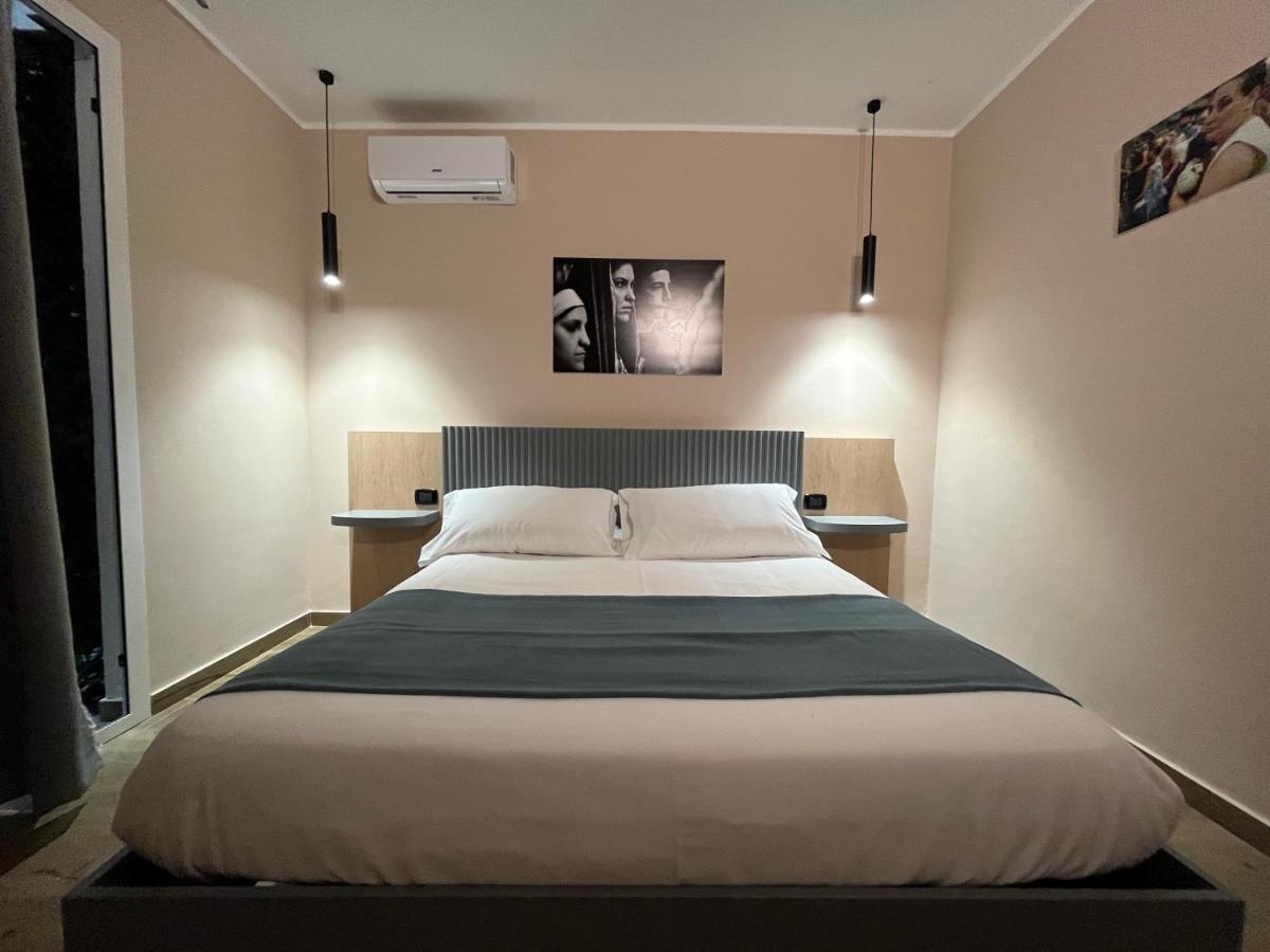 I Quattru Vuci Rooms Palermo Exteriör bild